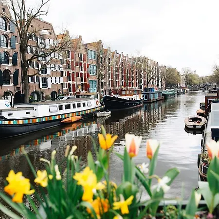 Luxury Canal View Design
